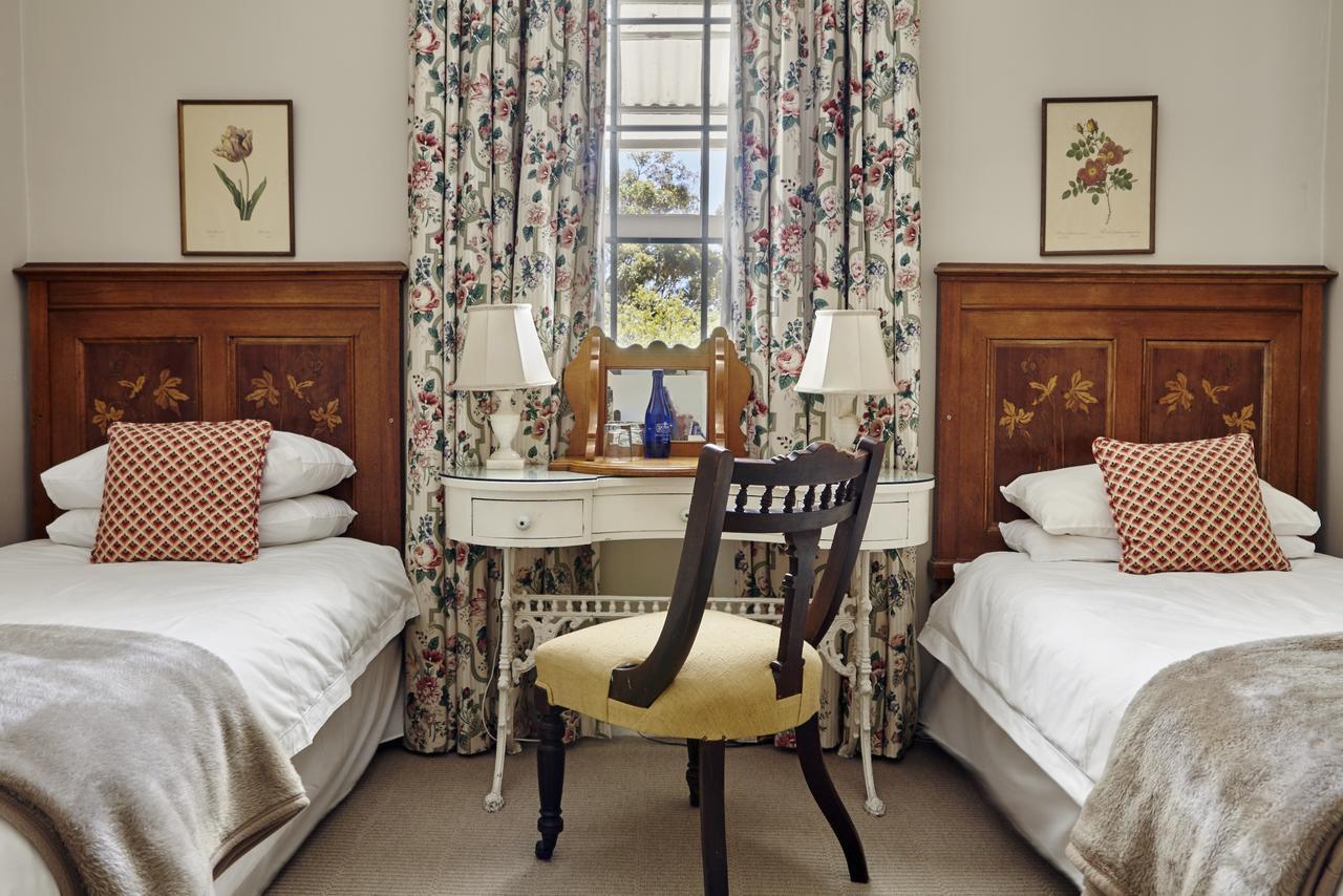 Lord Milner Hotel Matjiesfontein Екстер'єр фото