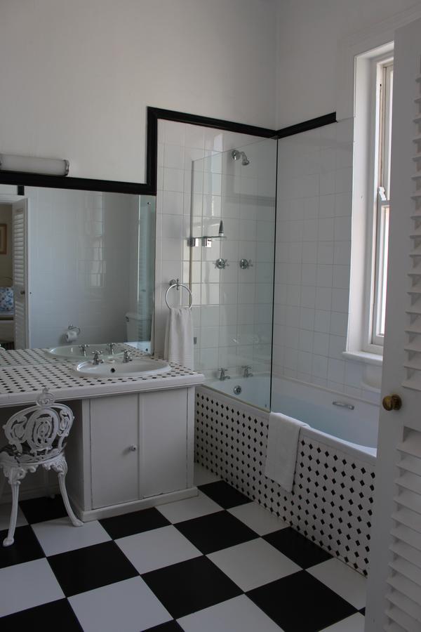Lord Milner Hotel Matjiesfontein Екстер'єр фото