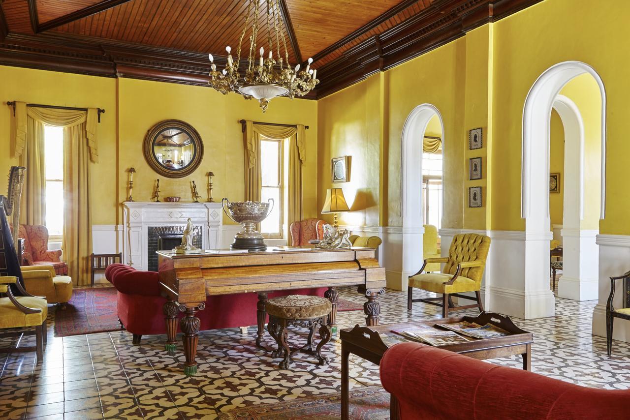 Lord Milner Hotel Matjiesfontein Екстер'єр фото